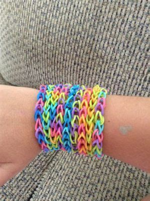 How to Make a Paper Bracelet: A Journey Through Creativity and Chaos